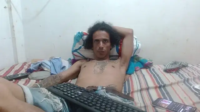 Snapshot of damian_bottom_bigcock chatting on 10/14/25, 10:54 damian bottom bigcock online show from 10/14/25, 10:54