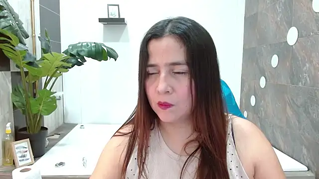 Snapshot of Heidy_Wells chatting on 07/10/26, 01:25 Heidy Wells online show from 07/10/26, 01:25
