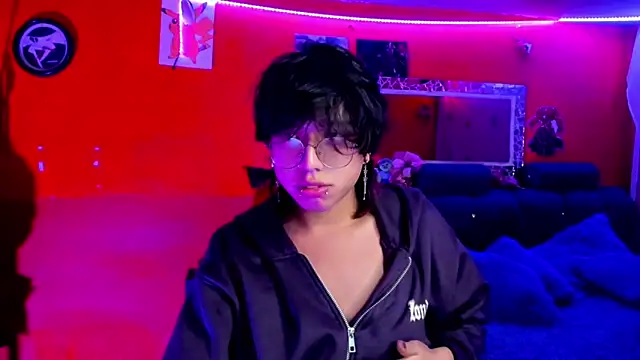 AnggelONfiree online show from 01/17/25, 08:56