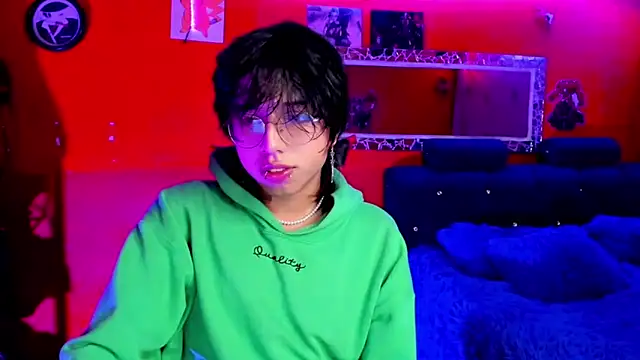 AnggelONfiree online show from 01/21/25, 05:05