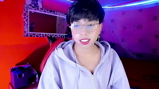 AnggelONfiree online show from 10/12/25, 08:52