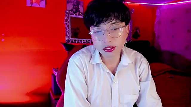 AnggelONfiree online show from 10/15/25, 05:07