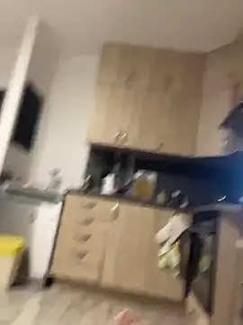 Zbochunec online show from 12/04/25, 06:44