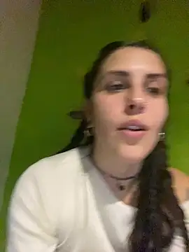 Snapshot of isadelasestrellas chatting on 06/07/26, 03:43 isadelasestrellas online show from 06/07/26, 03:43