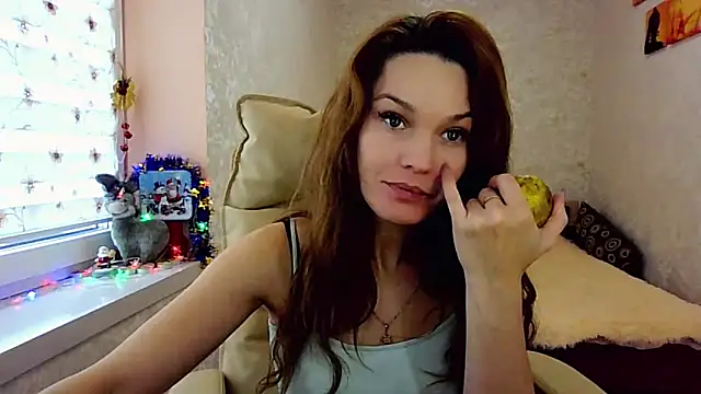 impossibleluna online show from 12/11/24, 09:09