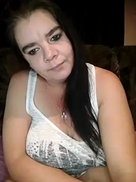 Snapshot of Hornyparratjie chatting on 05/24/26, 01:10 Hornyparratjie online show from 05/24/26, 01:10