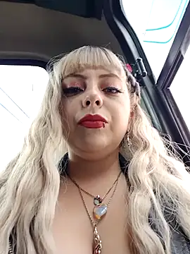 madelaine- online show from 12/24/24, 06:28