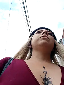 madelaine- online show from 01/24/25, 07:39