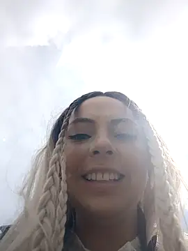 madelaine- online show from 10/16/25, 07:04