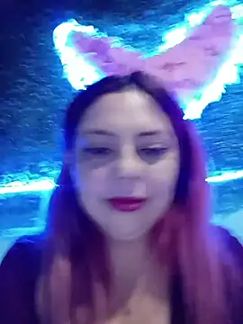 Snapshot of madelaine- chatting on 07/09/26, 06:34 madelaine- online show from 07/09/26, 06:34