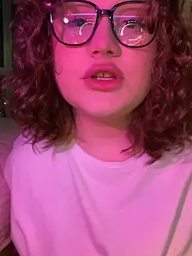 Snapshot of DaisyBooom chatting on 02/27/25, 07:04 DaisyBooom online show from 02/27/25, 07:04