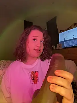 Snapshot of DaisyBooom chatting on 03/13/25, 06:56 DaisyBooom online show from 03/13/25, 06:56