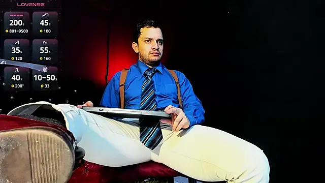 Snapshot of tony_landri chatting on 04/12/26, 04:28 tony landri online show from 04/12/26, 04:28