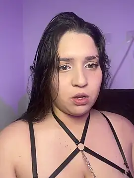 Snapshot of valentina_jonnes1 chatting on 02/13/26, 01:34 valentina jonnes1 online show from 02/13/26, 01:34