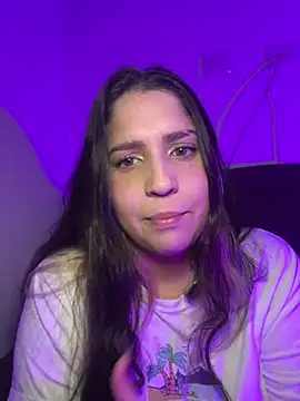 Snapshot of valentina_jonnes1 chatting on 03/12/26, 05:46 valentina jonnes1 online show from 03/12/26, 05:46