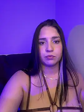 Snapshot of valentina_jonnes1 chatting on 05/17/26, 04:10 valentina jonnes1 online show from 05/17/26, 04:10