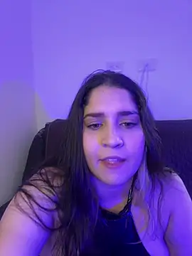 valentina jonnes1 online show from 07/05/26, 08:27
