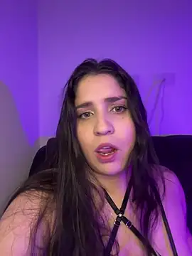 valentina jonnes1 online show from 08/07/26, 04:36
