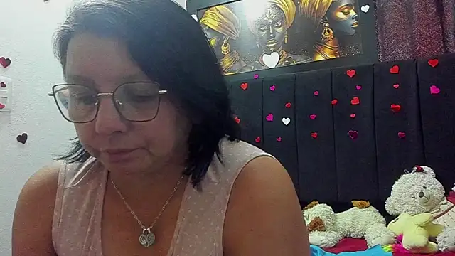 Evaaross 2345 online show from 07/08/26, 04:00