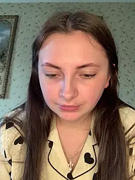 Snapshot of fairy365 chatting on 04/04/26, 01:52 fairy365 online show from 04/04/26, 01:52