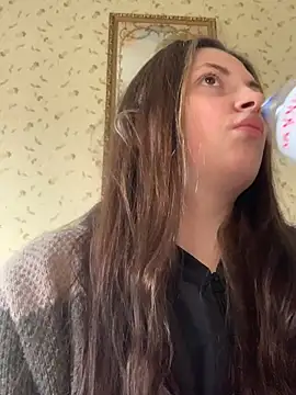 Snapshot of fairy365 chatting on 04/24/26, 10:18 fairy365 online show from 04/24/26, 10:18