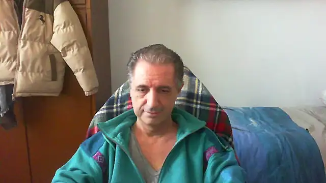 lliuk70mi online show from 04/03/26, 01:42