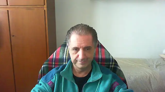 lliuk70mi online show from 04/21/26, 02:01
