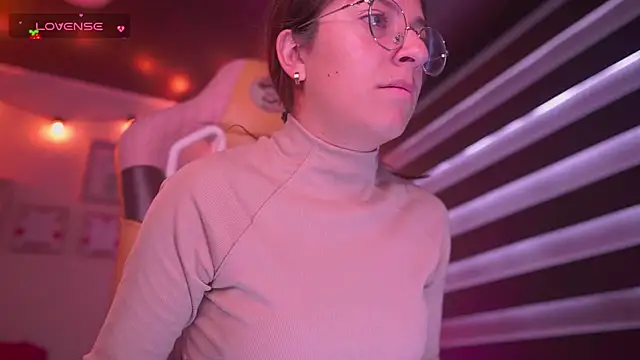 milly kenner online show from 01/28/25, 03:14