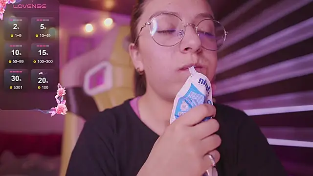 milly kenner online show from 12/15/25, 06:34