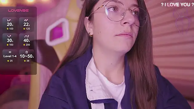 Snapshot of milly_kenner chatting on 03/10/26, 04:23 milly kenner online show from 03/10/26, 04:23