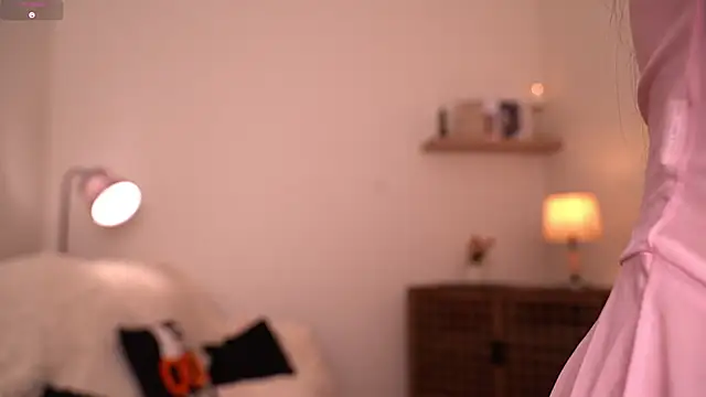 AudreyBarren online show from 11/16/25, 04:18