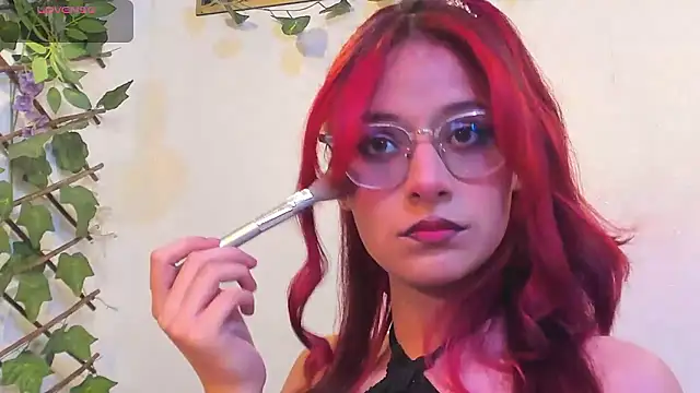 Snapshot of RedMeloddy chatting on 11/25/25, 09:26 RedMeloddy online show from 11/25/25, 09:26