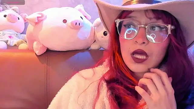 Snapshot of RedMeloddy chatting on 02/01/26, 02:21 RedMeloddy online show from 02/01/26, 02:21