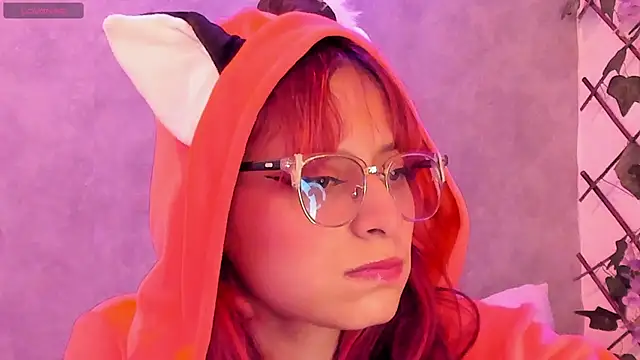 Snapshot of RedMeloddy chatting on 03/05/26, 09:22 RedMeloddy online show from 03/05/26, 09:22