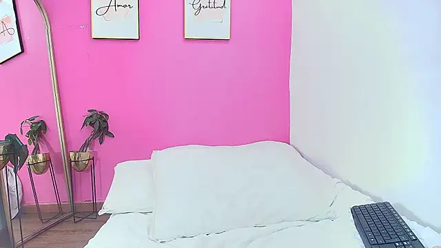 littleebonymommy online show from 03/15/25, 08:26