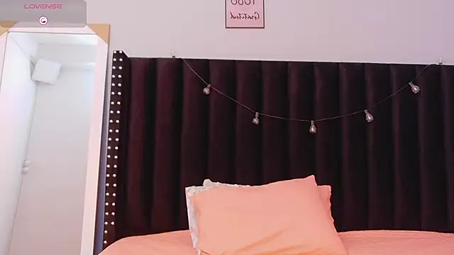 littleebonymommy online show from 09/24/25, 08:45