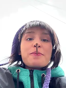 Snapshot of bigbabykiki chatting on 02/27/25, 08:39 bigbabykiki online show from 02/27/25, 08:39