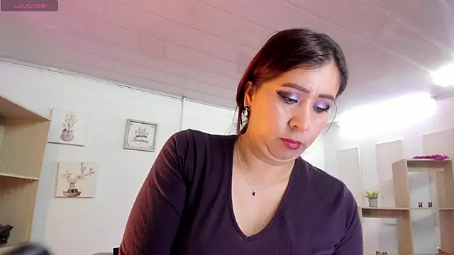 Alexx Scoot online show from 03/06/25, 01:58