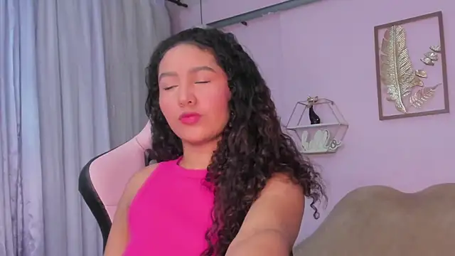 cute mia23 online show from 03/13/25, 03:44