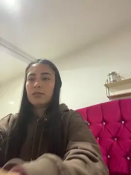 CAM 21X online show from 03/05/25, 01:06