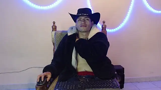 nolanjay  online show from 03/11/25, 11:48