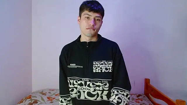 nolanjay  online show from 09/24/25, 10:02