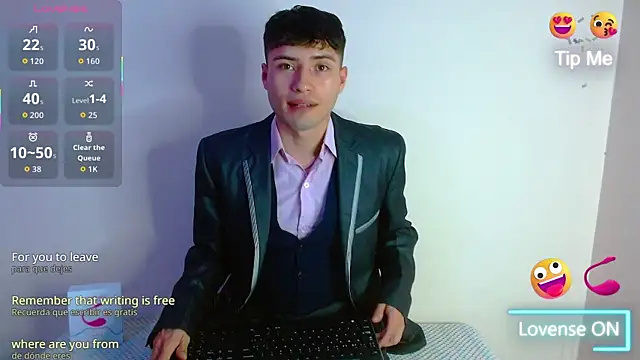 nolanjay  online show from 10/02/25, 09:44