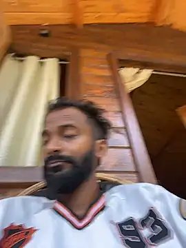 Snapshot of bigfatdick111 chatting on 03/08/26, 05:33 bigfatdick111 online show from 03/08/26, 05:33