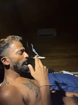 Snapshot of bigfatdick111 chatting on 03/15/26, 05:52 bigfatdick111 online show from 03/15/26, 05:52