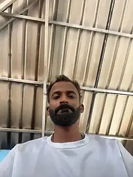 Snapshot of bigfatdick111 chatting on 03/18/26, 07:22 bigfatdick111 online show from 03/18/26, 07:22