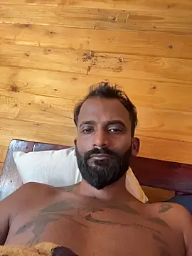 Snapshot of bigfatdick111 chatting on 03/24/26, 05:12 bigfatdick111 online show from 03/24/26, 05:12