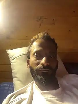 Snapshot of bigfatdick111 chatting on 03/27/26, 12:05 bigfatdick111 online show from 03/27/26, 12:05