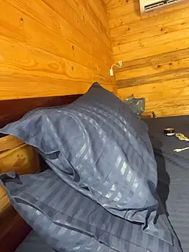 Snapshot of bigfatdick111 chatting on 03/28/26, 08:03 bigfatdick111 online show from 03/28/26, 08:03