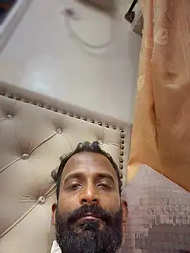 Snapshot of bigfatdick111 chatting on 04/23/26, 05:26 bigfatdick111 online show from 04/23/26, 05:26